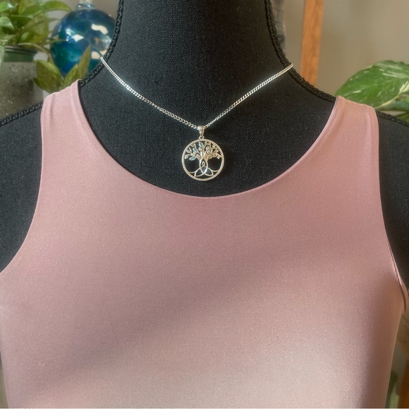 Pretty Little Thing NWT Slinky Racer Neckline Bodysuit in Mauve - Picture 7 of 14